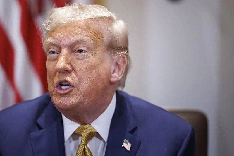 怪不得特朗普急着访华,贸易数据送进白宫,中方一滴美原油未进