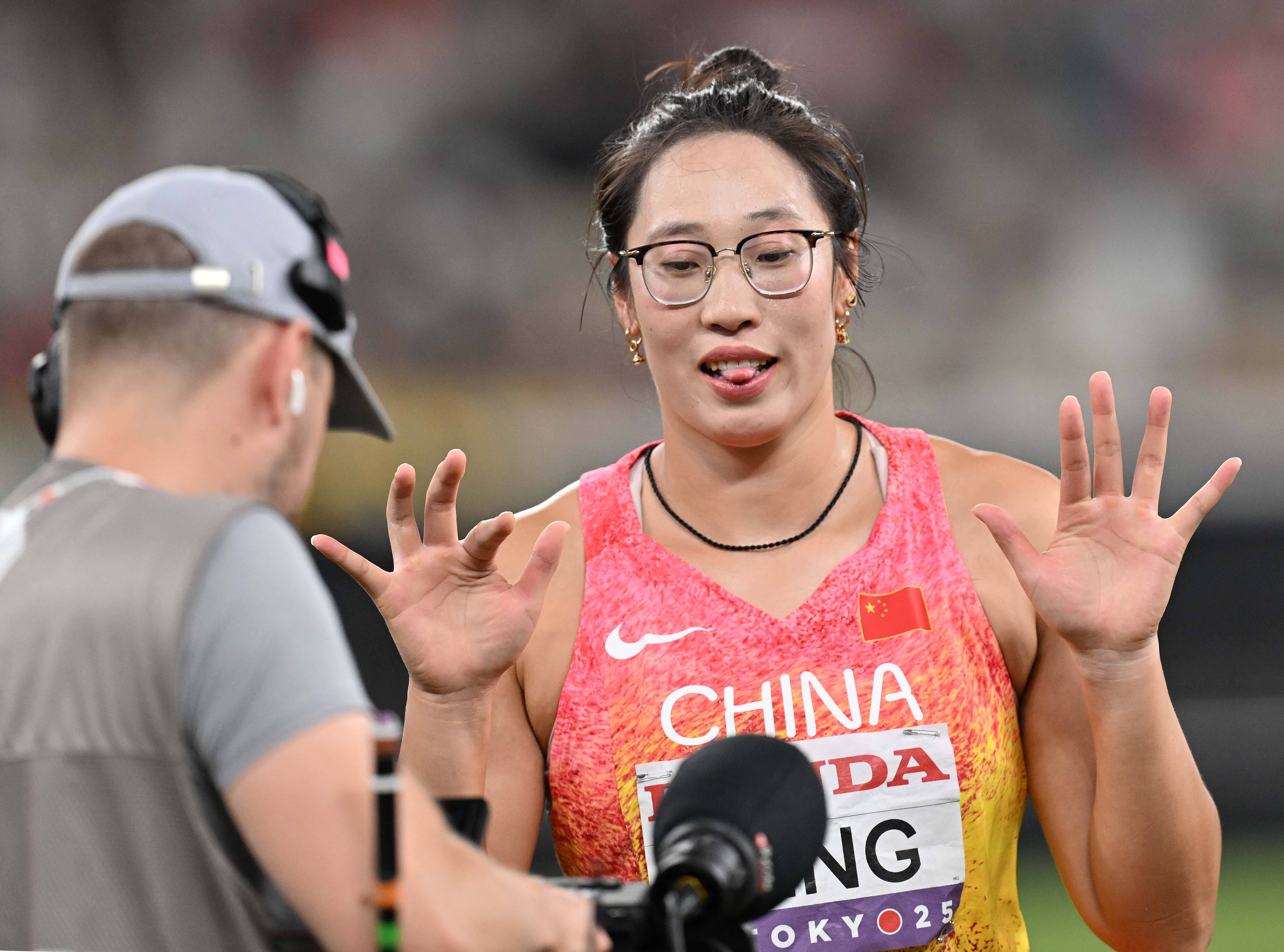 (田径世锦赛)女子铁饼决赛:冯彬获第七