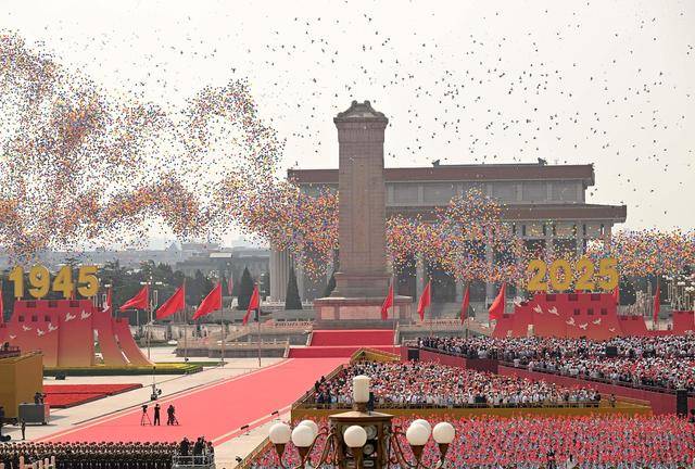 时政微观察丨让世界正气充盈、乾坤朗朗