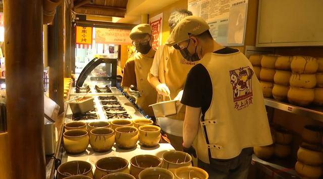 西贝发布致歉信后,昆明门店的情况是……