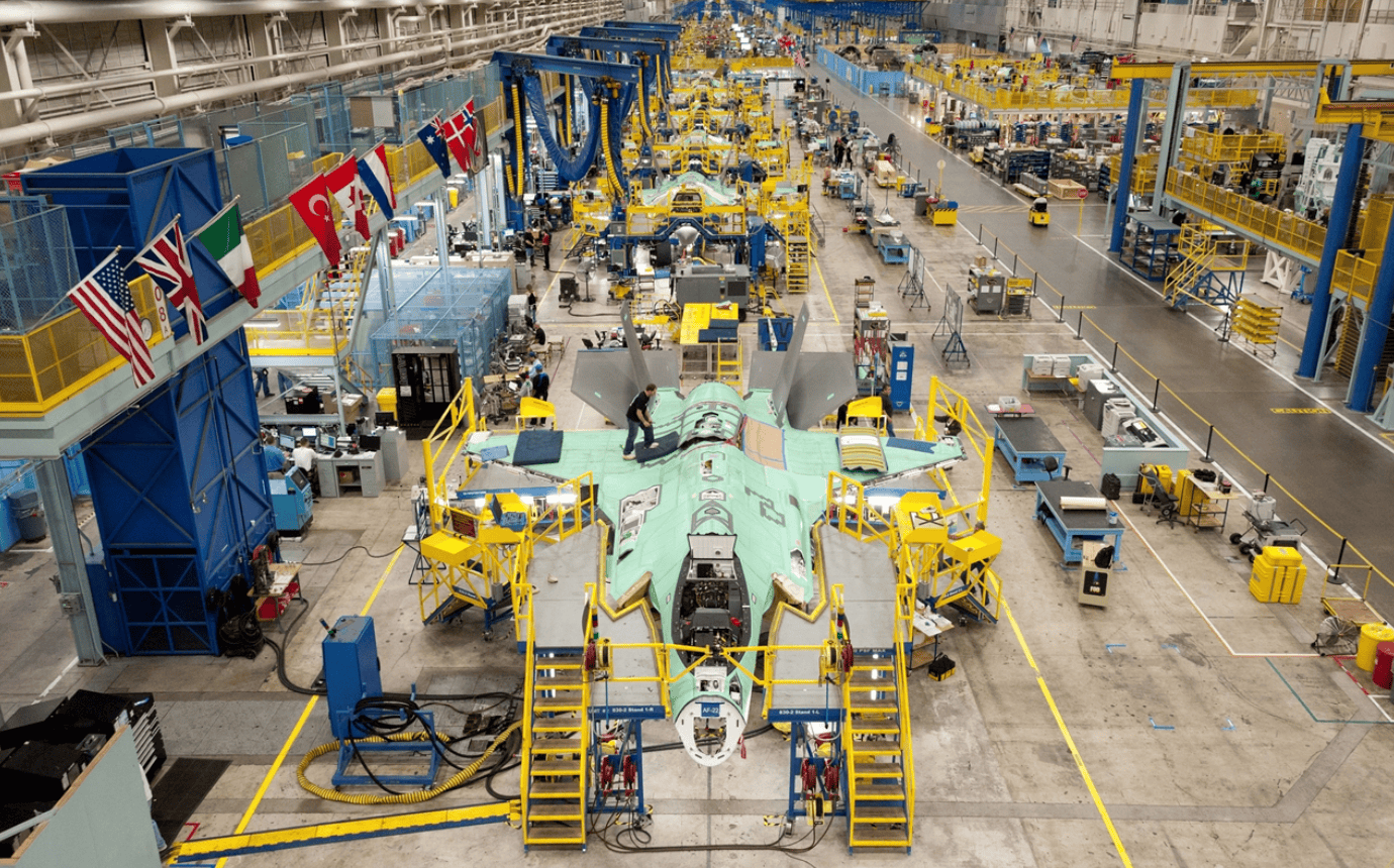 美国突然宣布对印度加征25%的原油进口关税