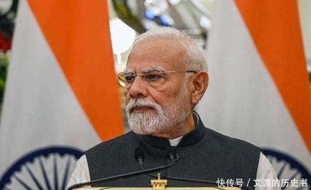 中印关系回暖,俄罗斯要求印度用人民币买石油,印度得硬着头皮买